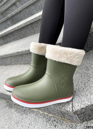 Жіночі зелені гумові чоботи2 фото