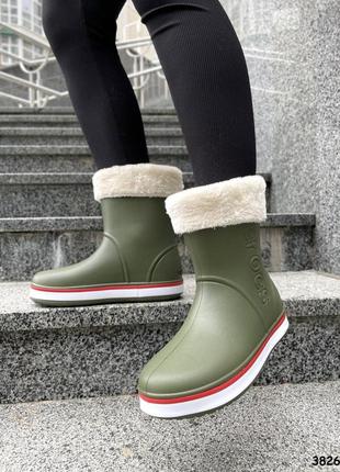 Жіночі зелені гумові чоботи5 фото