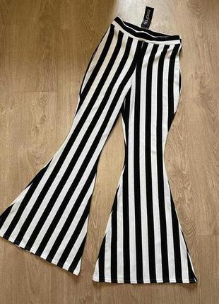 🦓новые лосины клеш boohoo 10/m