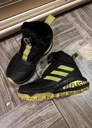 Сапоги adidas 28