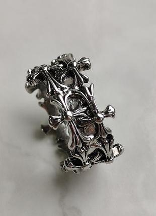 Кільце з хрестами в стилі chrome hearts
