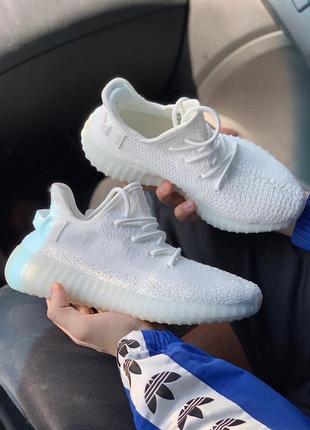 Кроссовки adidas yeezy boost 350 v2 white