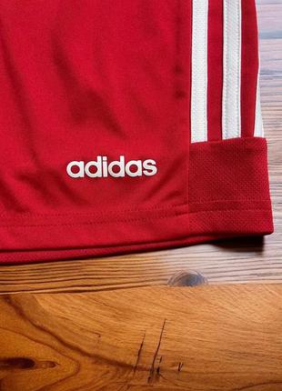 Оригинальные шорты adidas на мальчика2 фото