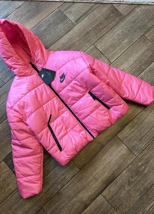 Куртка тепла зимова  nike therma fit pink