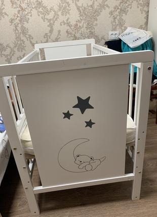 Кроватка детская с матрасиком