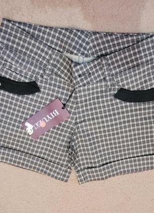 Шорти нові жіночі в клітинку