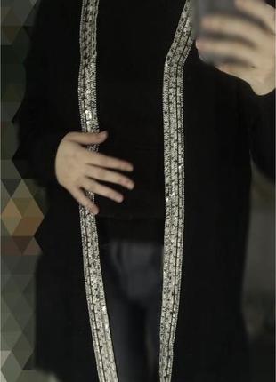 Кардиган черный удлиненный с вставкой с пайетками новогодний1 фото