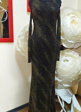 Вечернее платье
