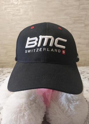 Бейсболка, кепка pearl izumi bmc switzerland.