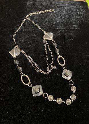 Бусы из цепей и бусин