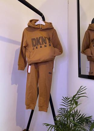 Спортивный костюм dkny