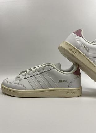 Кроссовки adidas grand court se