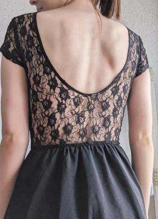 Чорна шифонова сукня з мереживом бренду h&m