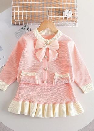 Дитячий в'язаний костюм