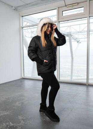 Женская теплая куртка с капюшоном на меху цвет черный р.48/50 447632