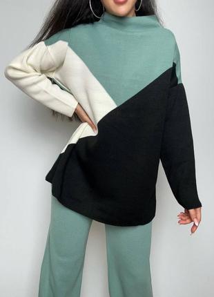 Повседневный костюм оверсайз с свитером с воротником горлом с брюками на високой посадке5 фото