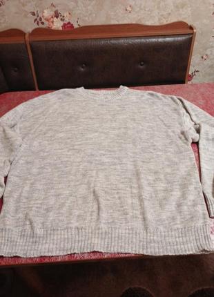 Свитер