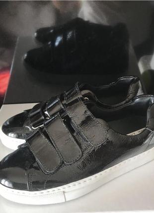 Кросівки &amp;other stories