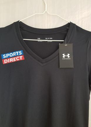 Спортивна чорна футболка бренду under armour2 фото