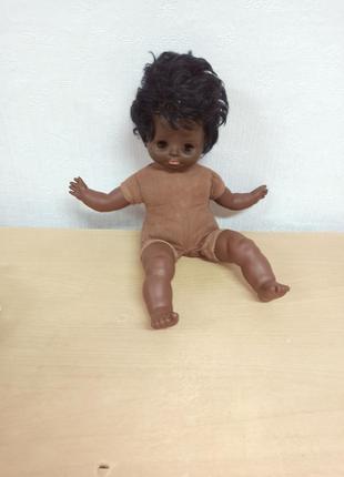 Темношкіра лялька з м'яким тілом1 фото
