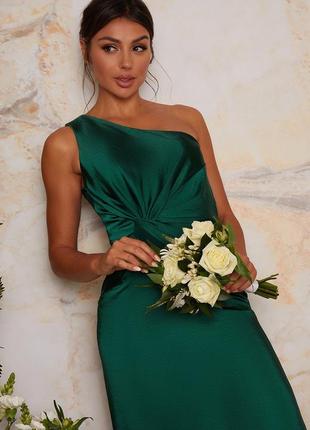 Вечернее платье изумрудно-зеленого цвета chi chi london изумрудное зеленое сатиновое длинное в пол9 фото