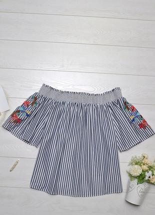 Красива блуза в полоску з вишивкою m&s collection.
