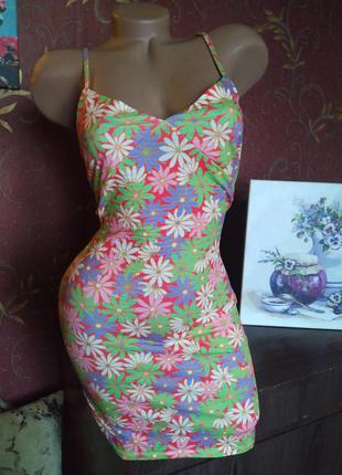 Платье мини с цветочным принтом с шнуровкой от bershka5 фото