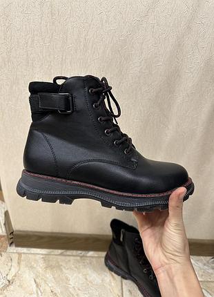 Sale❗️черевики зимові  чорні 39 розмір нові