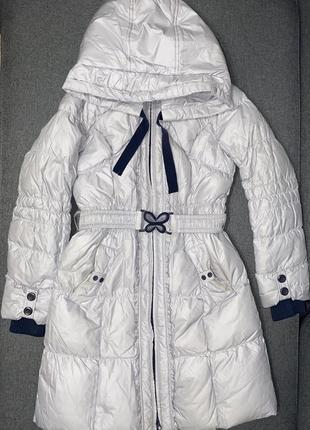 Сіре зимнє пальто на дівчинку