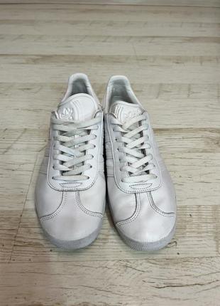 Стильные кожаные кроссовки adidas gazelle5 фото