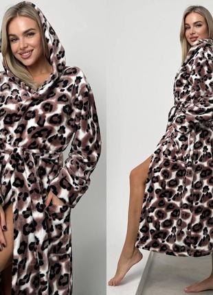 Теплый махровый длинный халат на запах с поясом с кошенями с принтом ягуар4 фото