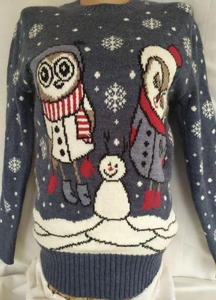 Новий теплий стильний светр