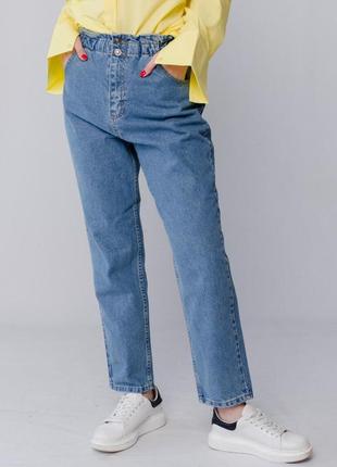 Голубые джинсы с резинкой на талии. высокая посадка1 фото
