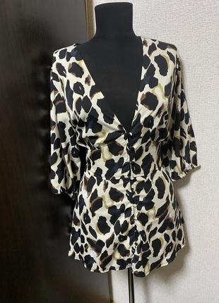 Нова подовжена кофточка із втаченим поясом 54-56