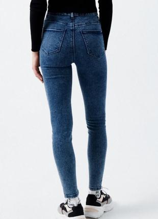Стильные брендовые джинсы "cropp" с высокой посадкой. размер eur40 (m).3 фото