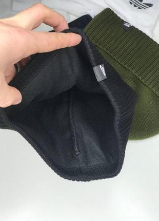 Чоловіча шапка nike Tech чорна / хакі / темно-синя6 фото
