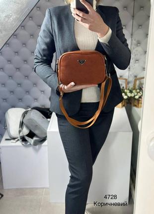 Женская сумка кросс-боди клатч из искусственной замши3 фото