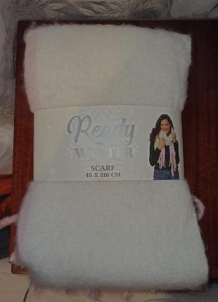 Жіночий шарф