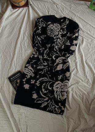 Коротка синя сукня basics h&m exclusive з квіточками