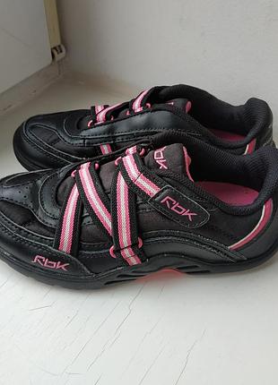 Кожаные кроссовки reebok 30р. 20 см.