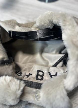 Сумка с мехом зимняя женская бежевая the b+bag сумочка клатч кросс-боди3 фото