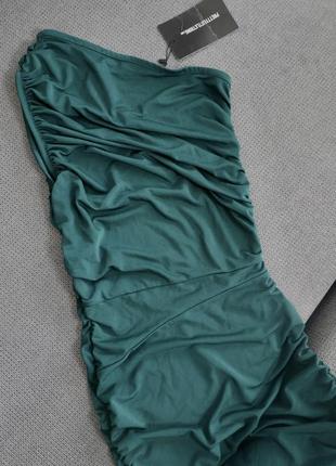 Смарагдова сукня від prettylittlethink