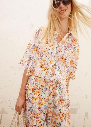 H&m короткая рубашка в цветочный принт 100% лён4 фото