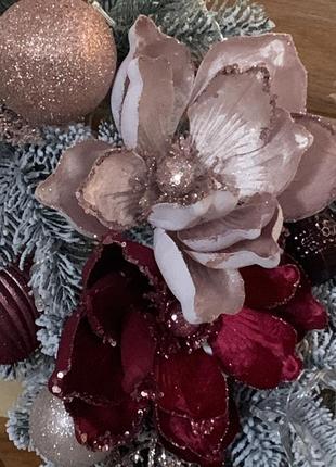 Квіти новорічні магнолія бархатна оксамитова бордова  з напиленням на прищепці2 фото