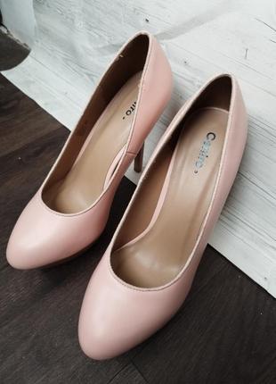 Туфли розовые на каблуке новые2 фото