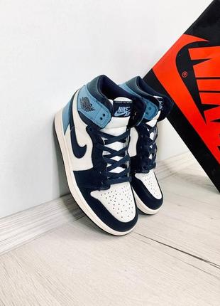 Мужские повседневные кроссовки nike air jordan 1 obsidian синие найк джордан.  мужская обувь2 фото