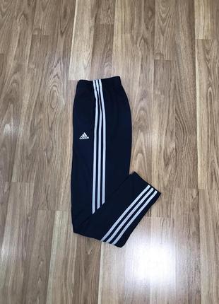 Спортивные штаны adidas