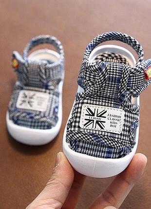 Босоножки,мокасины на малыша