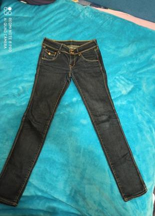 Темные джинсы3 фото