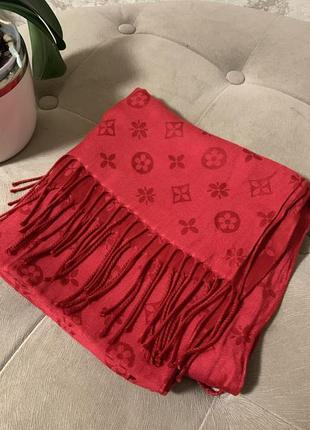 Стильний шарф червоний